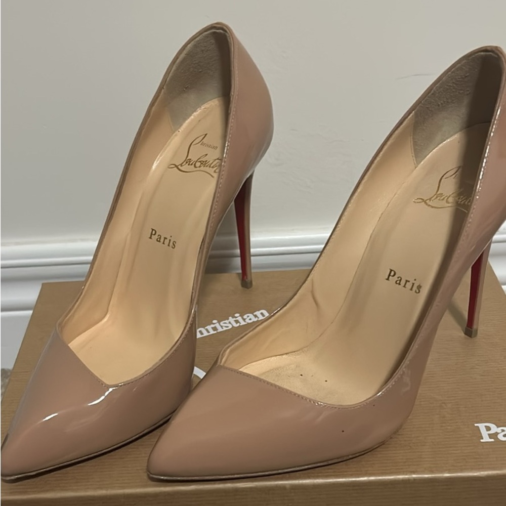 Christian louboutin pumps